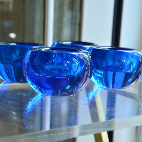 Set of 4 Crate & Barrel Glow Blue Glass Tealight Candle Holders - Picture 3 of 9